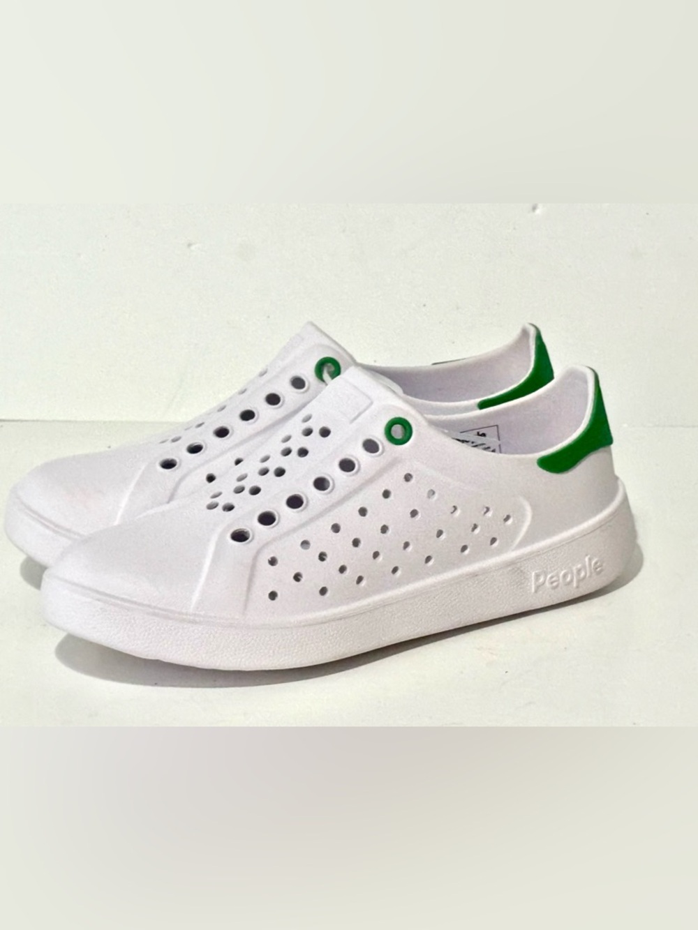 People Footwear Kids Unisex Ace Shoes M3/W5 Like New Slip On Rubber